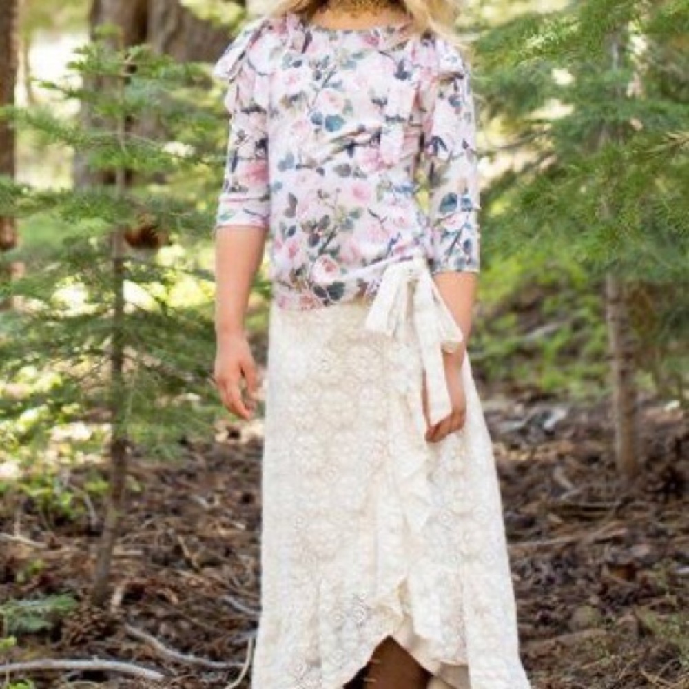 Joyfolie skirt and shirt set